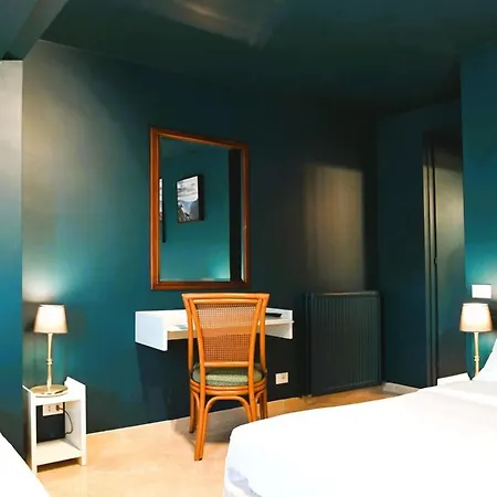Hotel No Definitivamente Barga